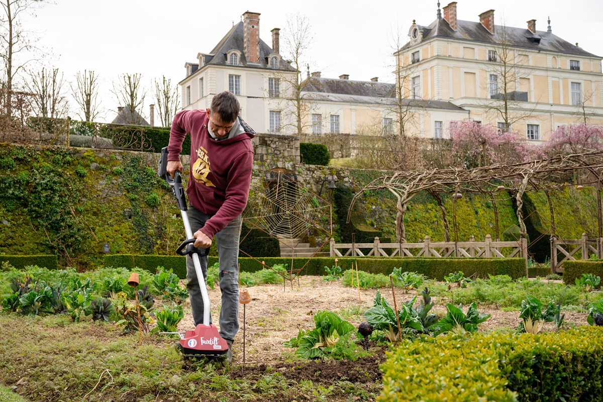 Aérer la terre de votre potager avec le bioculteur fairtill